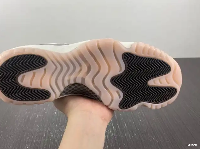 Rep Air 11 AR0715-101 Jordan Neapolitan WMNS 0502